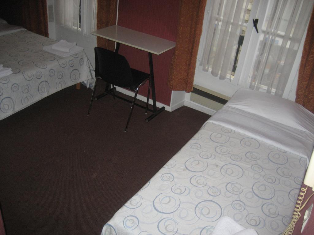 Hotel Meteore パリ 部屋 写真