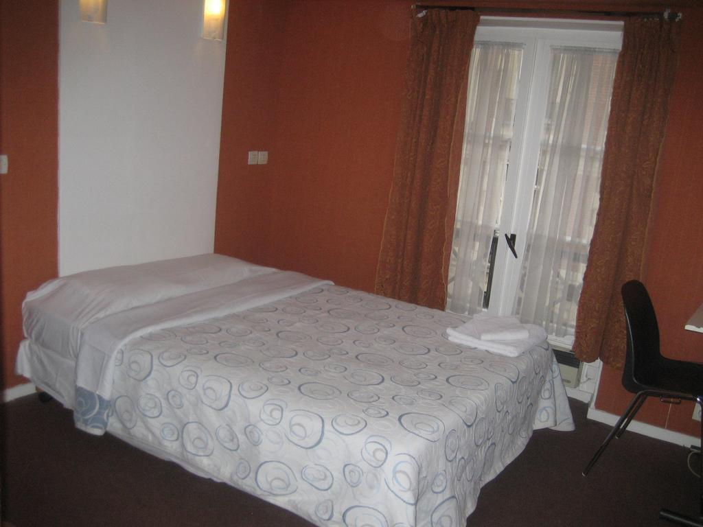 Hotel Meteore パリ 部屋 写真