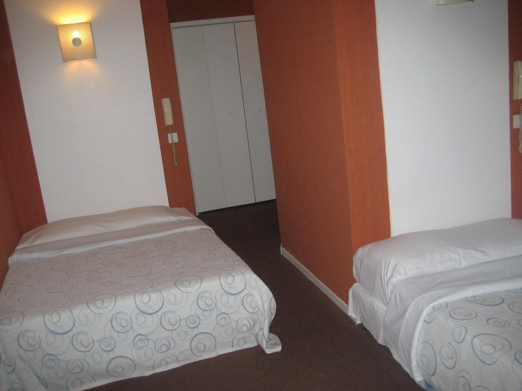 Hotel Meteore パリ 部屋 写真